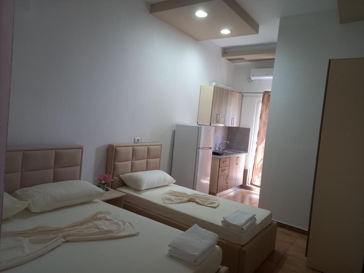 Bar Restorant Hotel Altini Avlonya Dış mekan fotoğraf