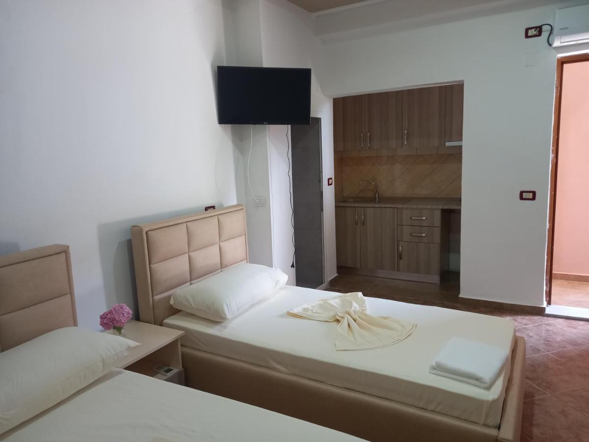 Bar Restorant Hotel Altini Avlonya Dış mekan fotoğraf