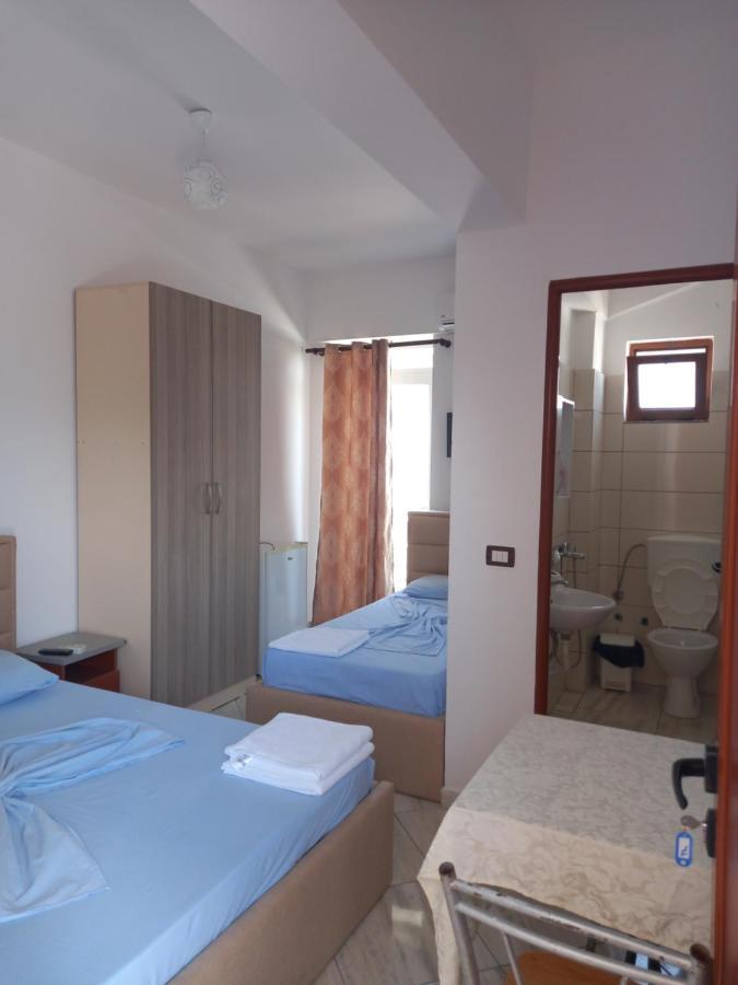 Bar Restorant Hotel Altini Avlonya Dış mekan fotoğraf