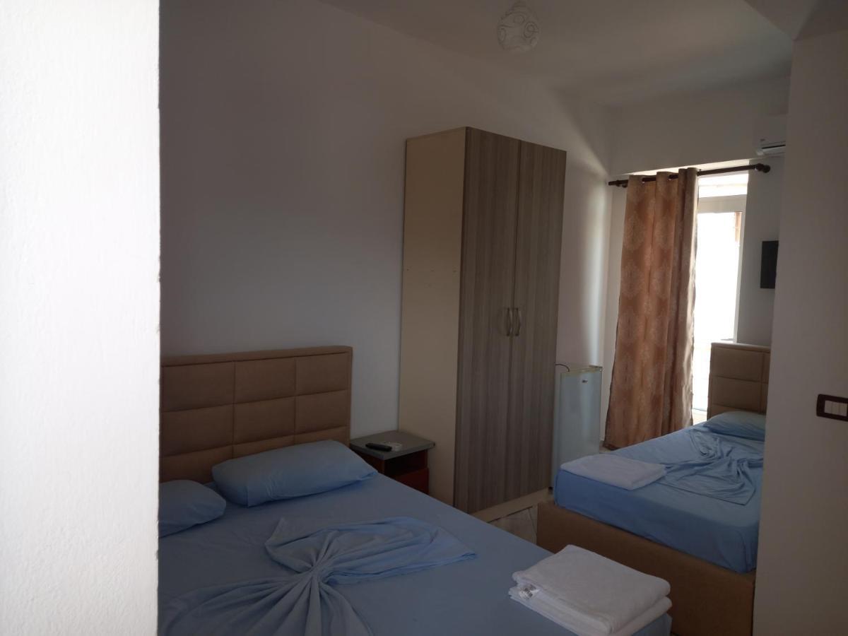 Bar Restorant Hotel Altini Avlonya Dış mekan fotoğraf