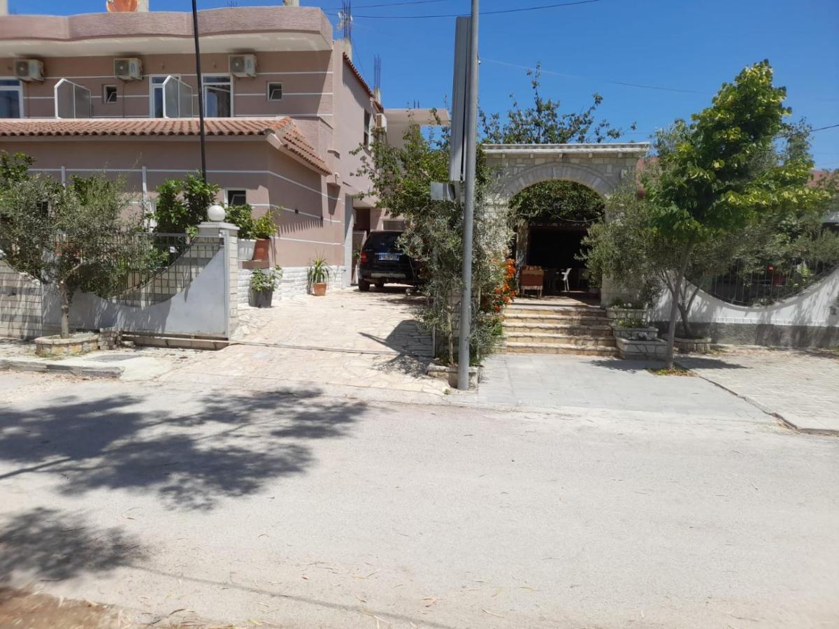 Bar Restorant Hotel Altini Avlonya Dış mekan fotoğraf